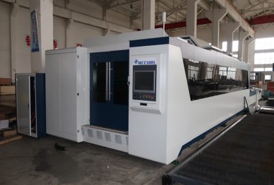 12000 W stroj za lasersko rezanje vlakana
